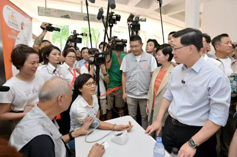 香港行政长官李家超广泛听取民意 为新一份《施政报告》凝聚共识